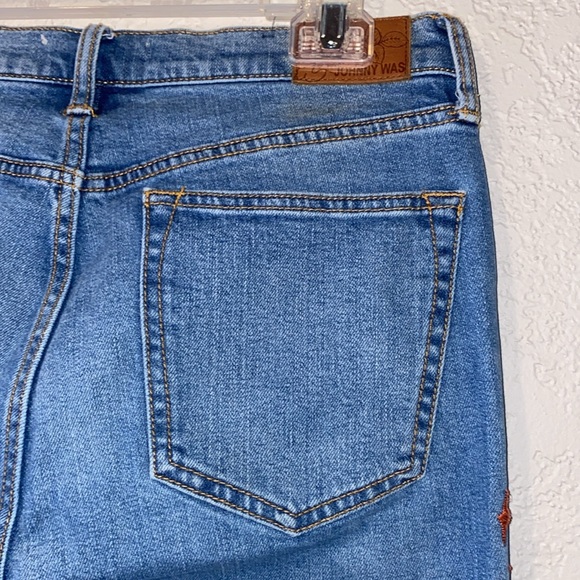 Johnny Was Embroidered Jeans size 28 - Picture 8 of 9